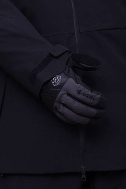 686 Hydra Thermagraph® (black) jacket