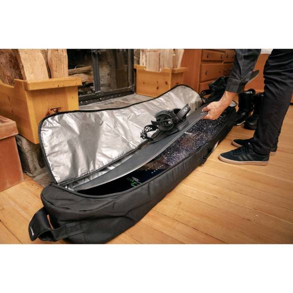 DAKINE Low Roller (black vintage camo) snowboard bag