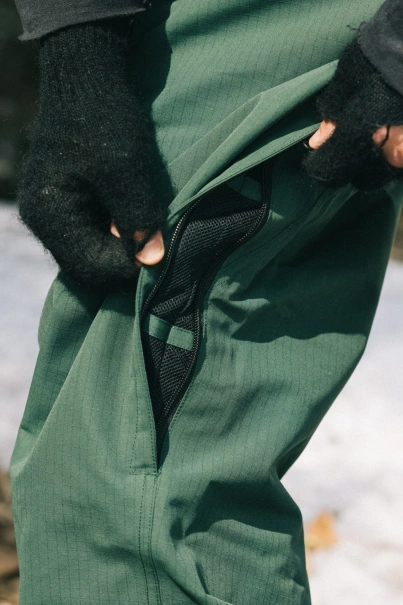 686 Dojo snowboard pant (moss green ripstop)