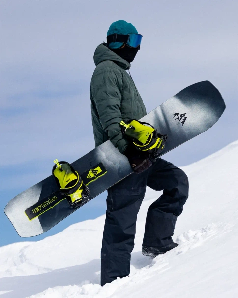 Snowboard JONES Howler 161