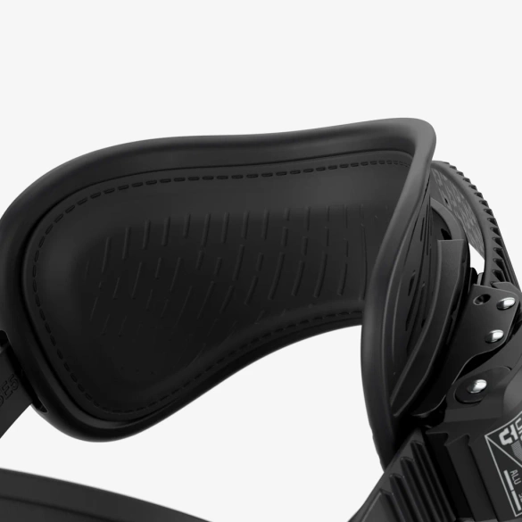 UNION Strata (black) 2026 snowboard bindings